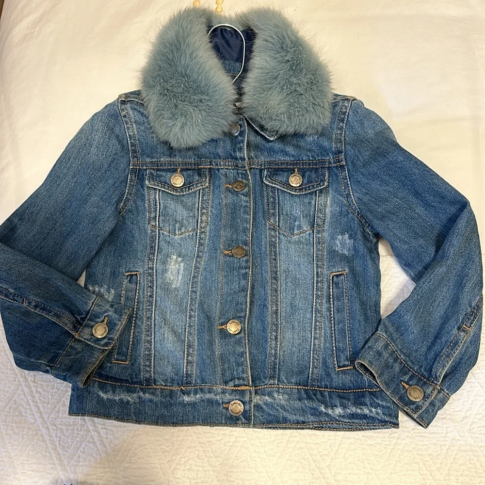 SPLENDID KIDS ADORABLE DENIUM JACKET SIZE 4/5 WITH BLUE FAUX FUR COLLAR